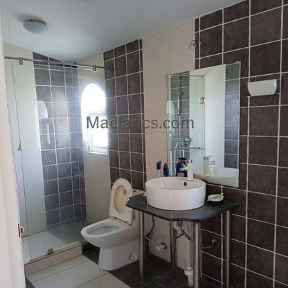 Dream House For Sale - Block 10-A Gulshan e Iqbal - Karachi